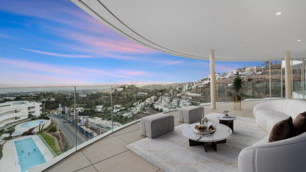 Apartment The View Marbella Luxusní třípokojový apartmán se nachází v nové exkluzivní komunitě Pohled, Benahavis
